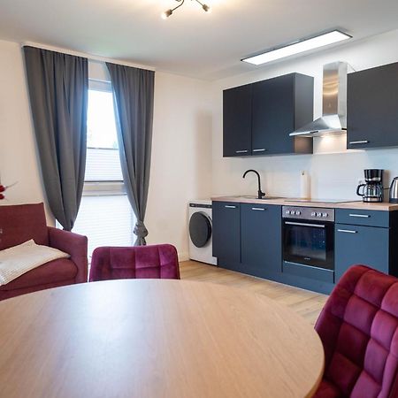 Ferienwohnung Moebliertes Wohnen - Nina Rostock Exterior foto