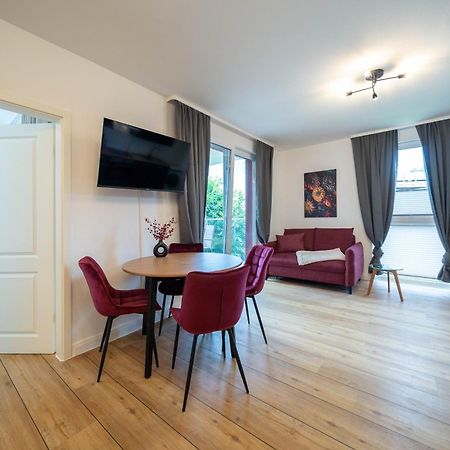 Ferienwohnung Moebliertes Wohnen - Nina Rostock Exterior foto